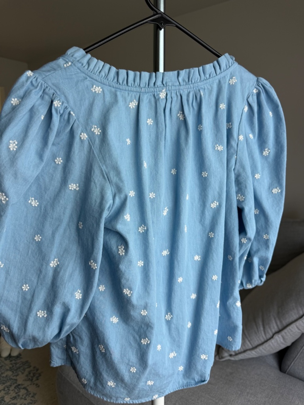 Sezane Shirt - Picture 2 of 4